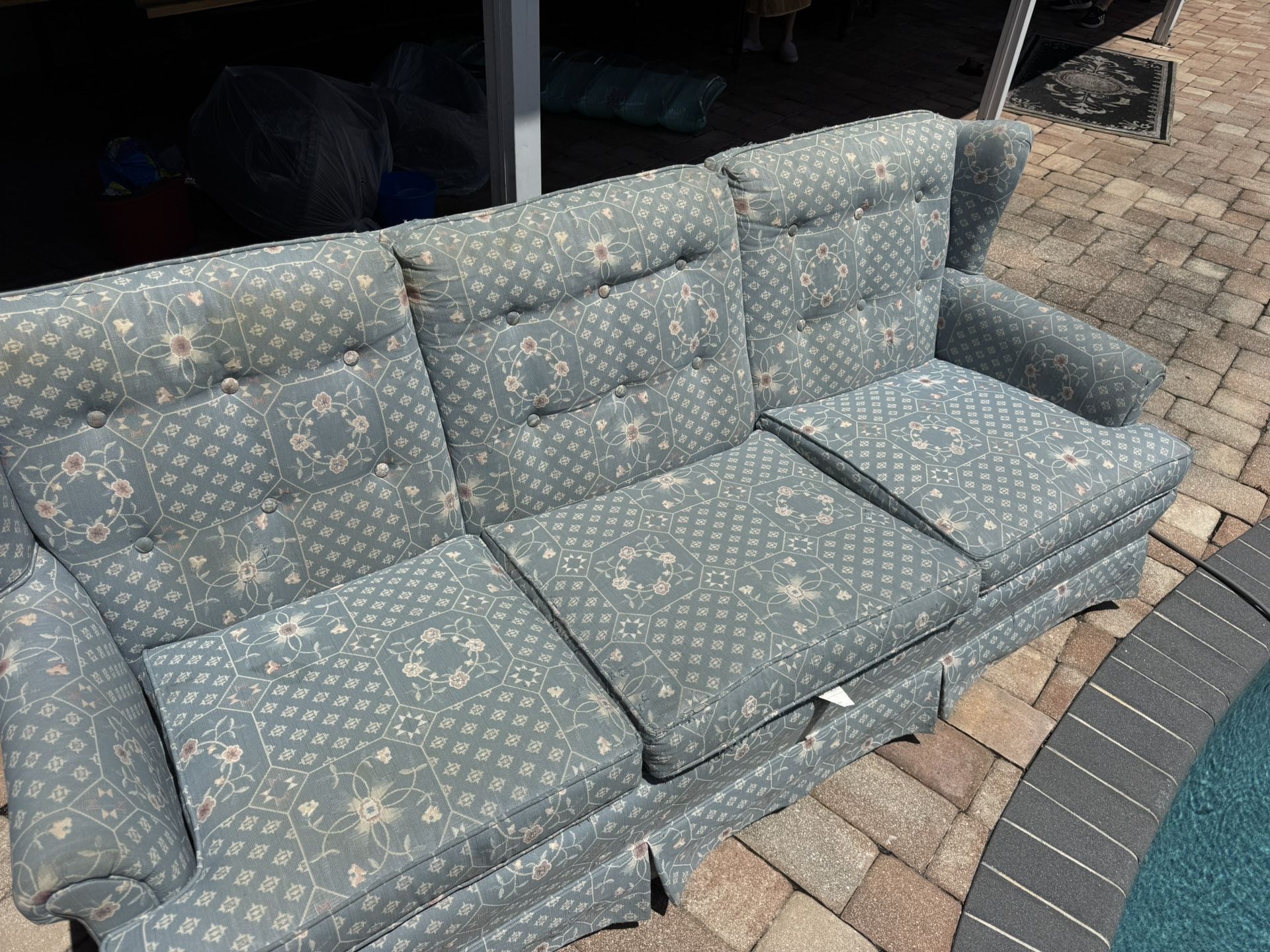 Ethan Allan Couch And 2 Chairs