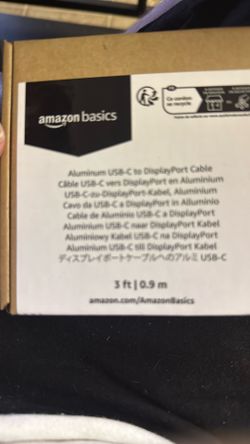 Amazon Basics Aluminum USB-C to DisplayPort Cable - 3-foot
