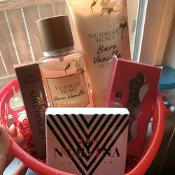 Beauty Gift Basket❤️ Makeup Bundle Victoria Secret Perfume And Lotion Lashes Too Faced Lip Injection Abh Palette