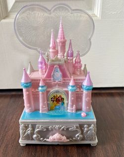 Disney Princess Wishes 100th Celebration Castle Musical Light Up Jewelry Box