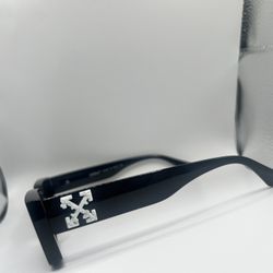 Off-White Sunglasses 