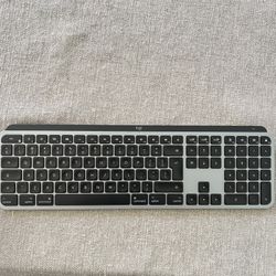 Logitech MX Keys for Mac – $40