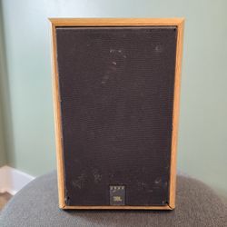 JBL 2500 Bookshelf Speaker Compact Home Audio  Oak Wood