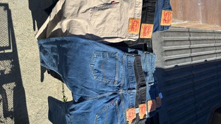 LEVI’S / 10 EACH / 34/30 & OTHERS