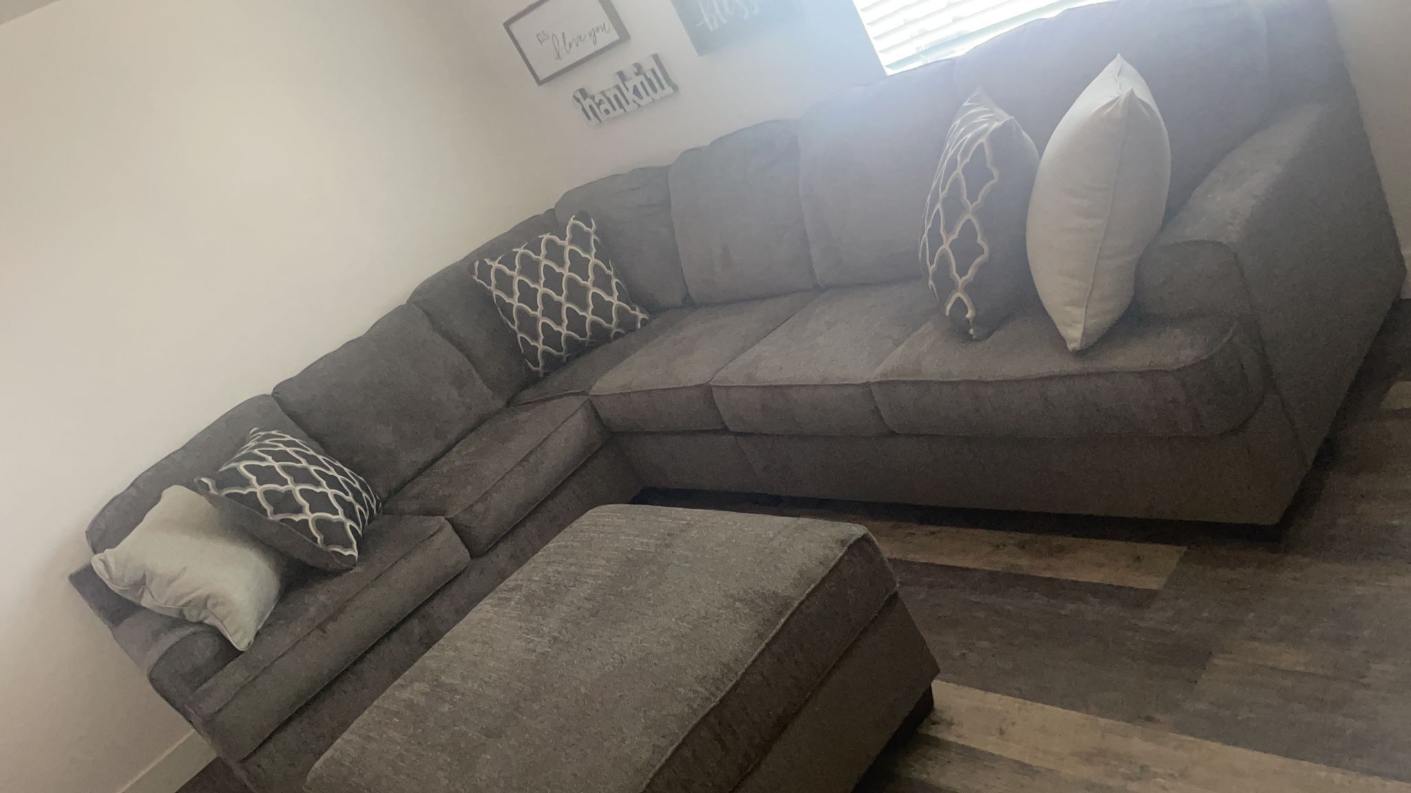 Sectional With Ottoman 