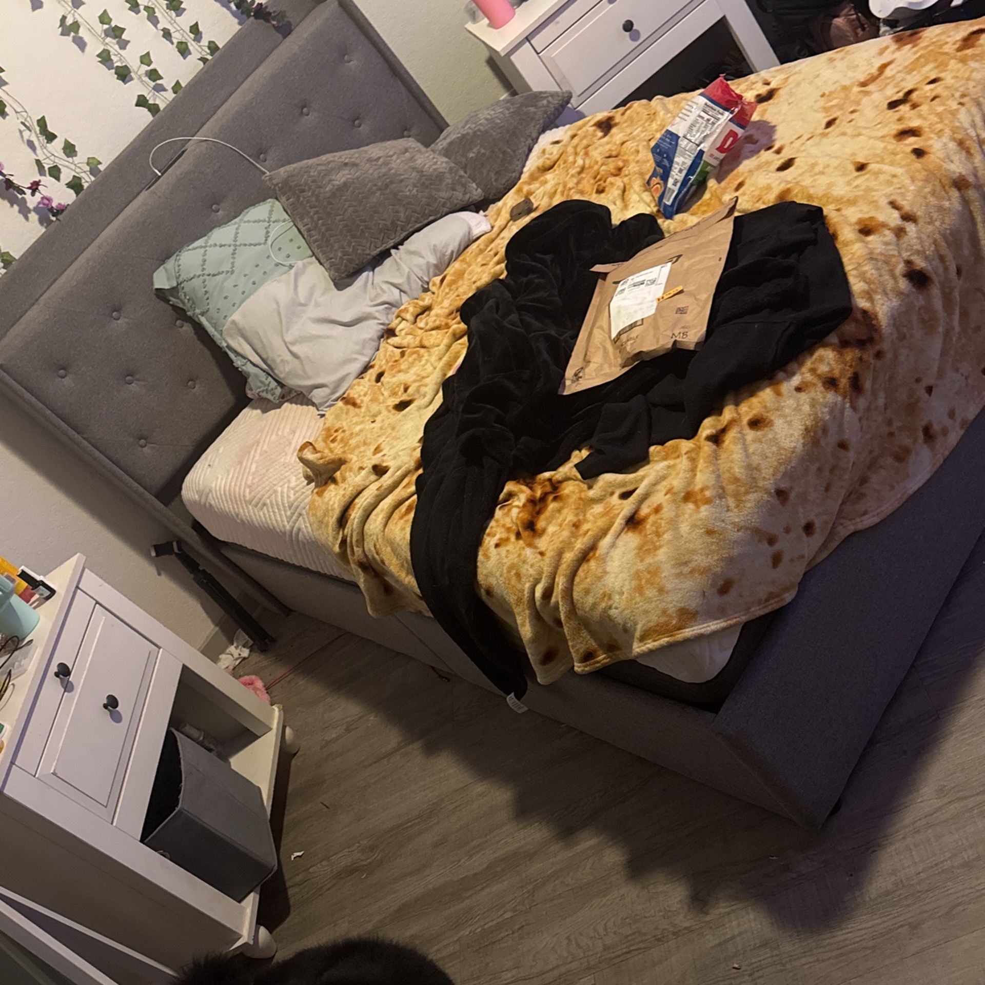 Bed Frame With Mattress