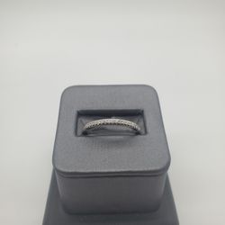 10KT WHITE GOLD LADIES DIAMOND RING