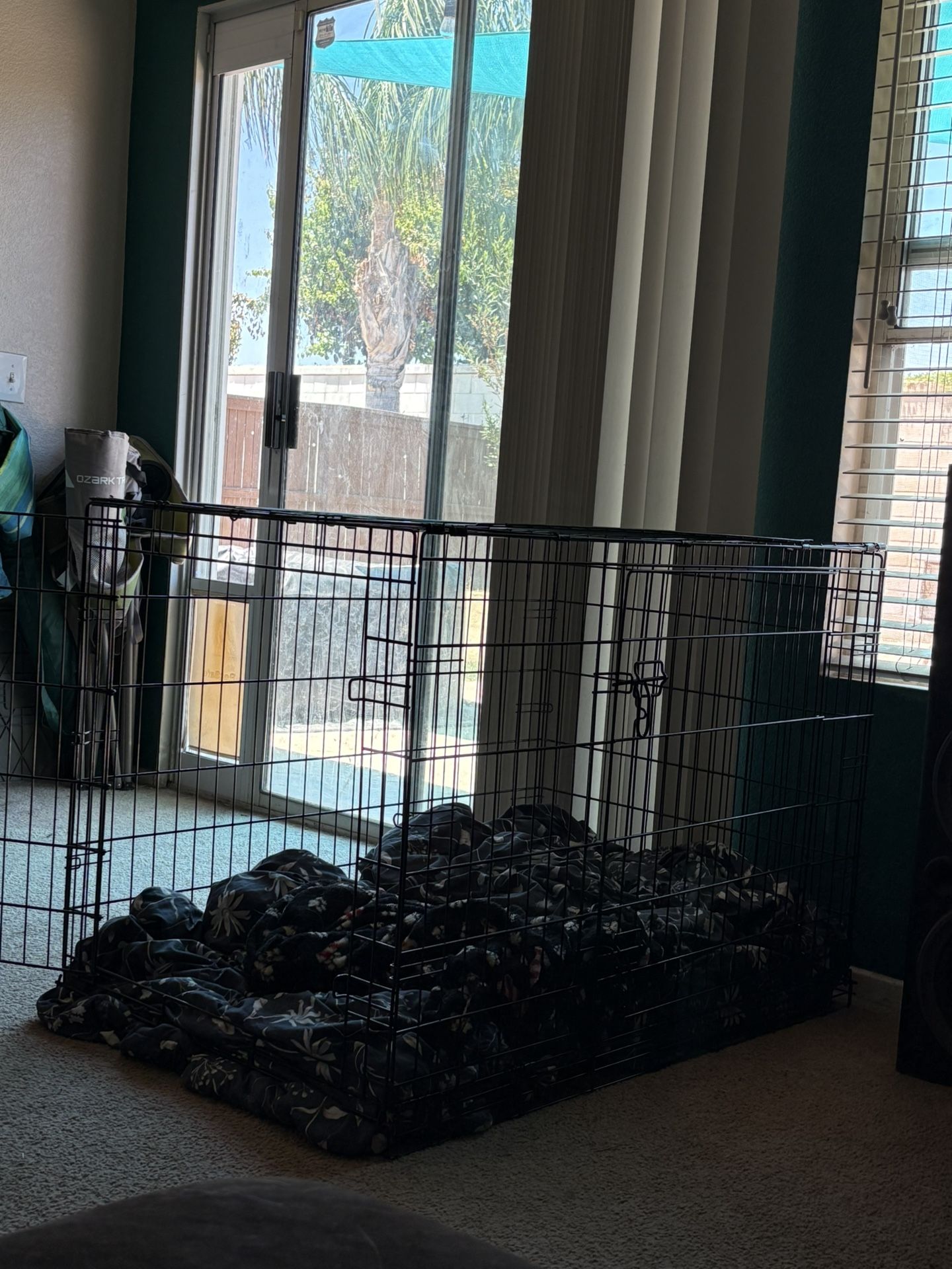 XL Foldable Dog crate