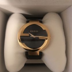 Men’s Gucci watch