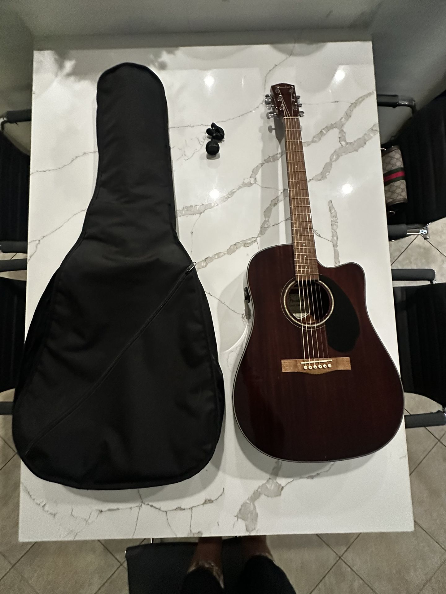 Fender Classic Design ( Brand New )