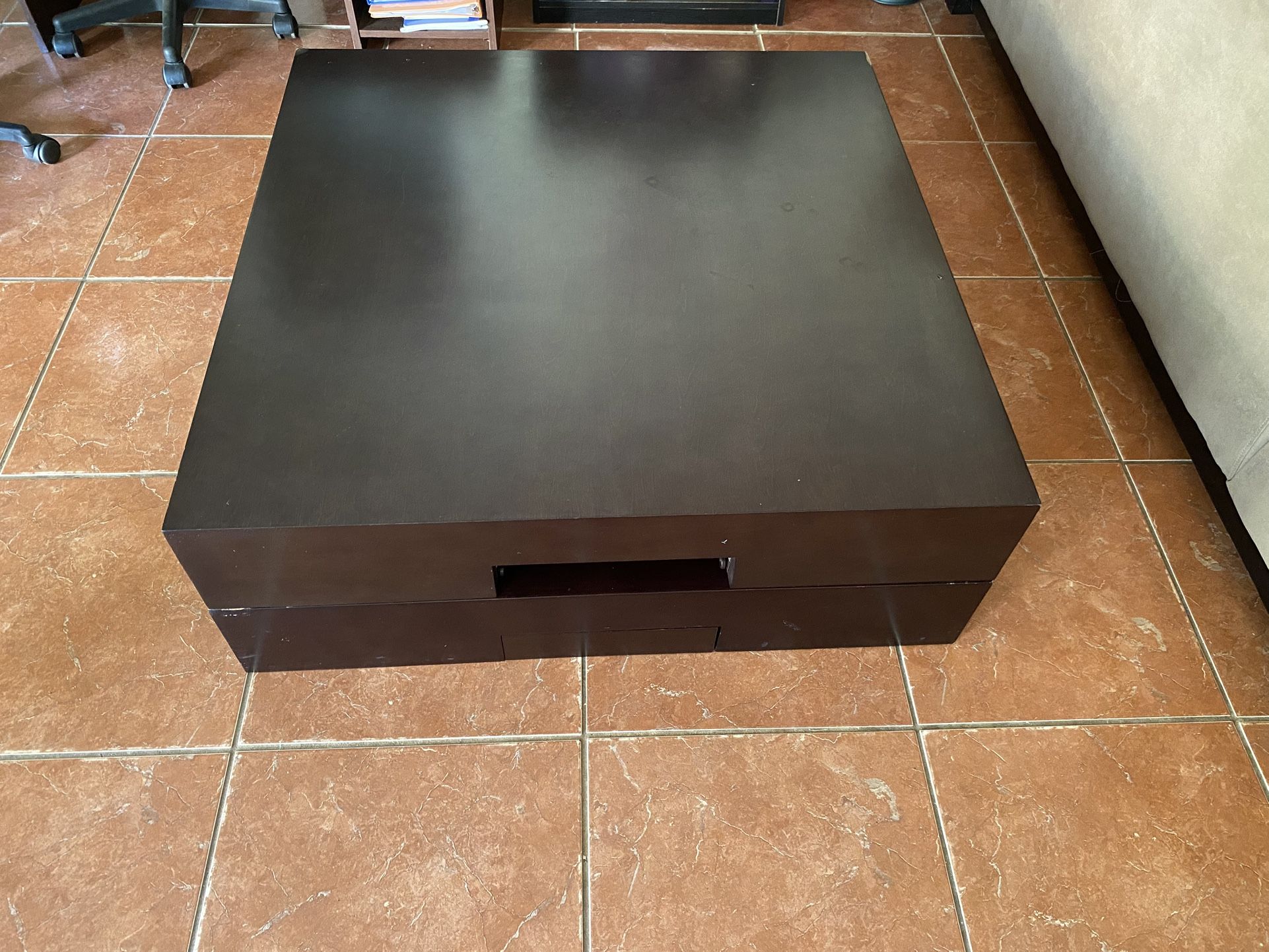 Heavy Coffee Table Set with Drawers