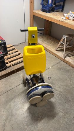 Professional carpet cleaner