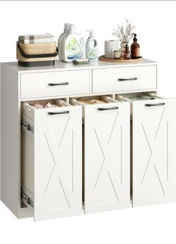 Farmhouse laundry hamper