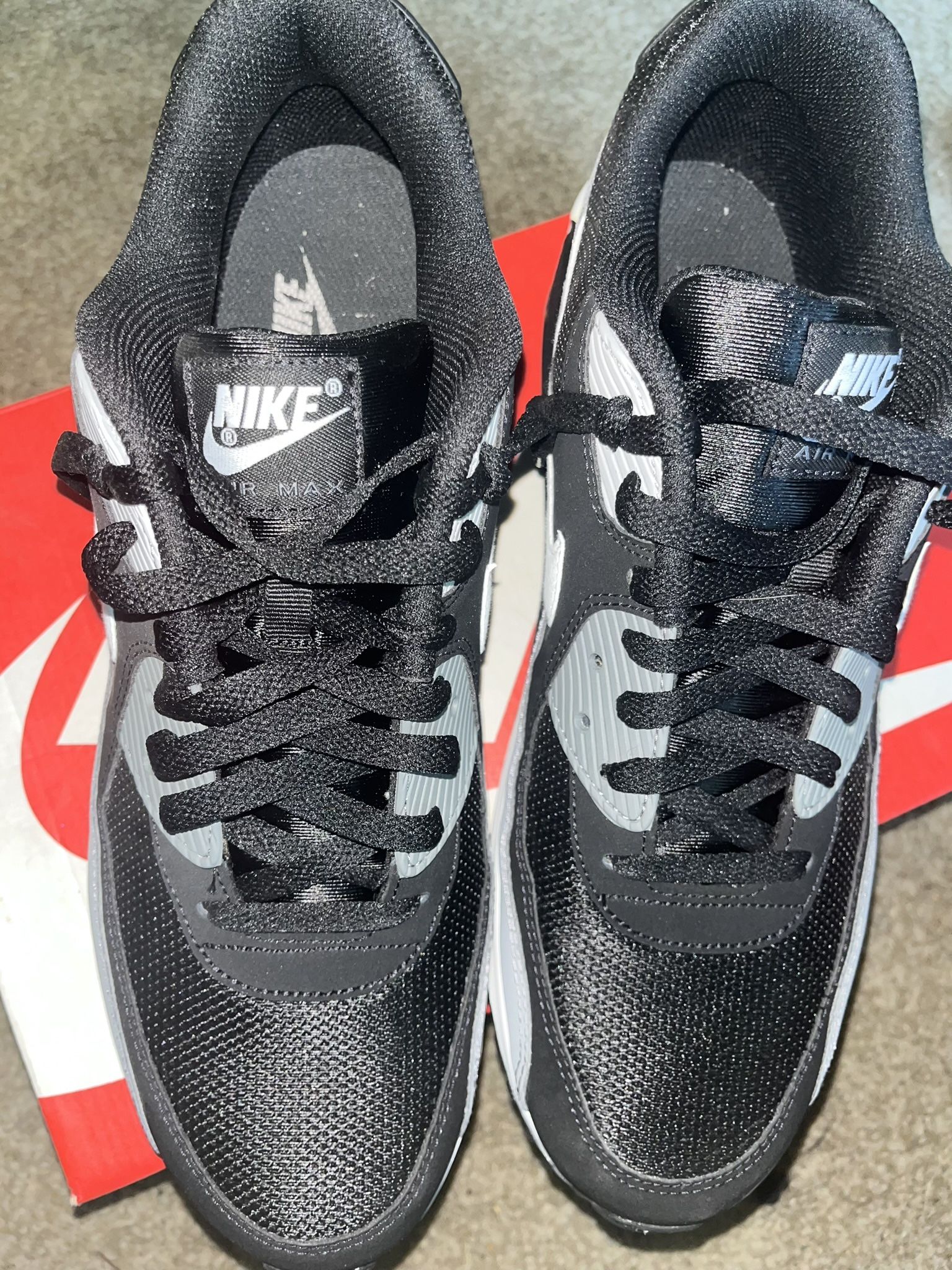 Nike Air Max 90 Essential