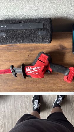 Milwaukee Hackzall