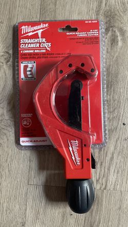 Milwaukee 2-1/2 in. Quick Adjust Copper Tubing Cutter