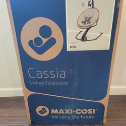 In Box Maxi Cosi Cassia Swing Like New 