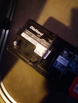 Brrrand new H8 AGM die hard platinum battery