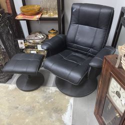 Recliner Chair with Ottoman Black