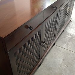 Cabinet Rosewood 