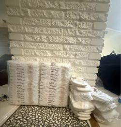 Bulk Lot of Kirkland Baby Diapers 86 size 4