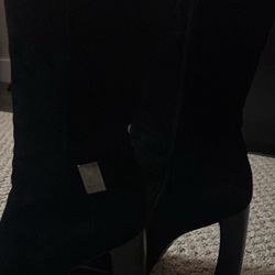 Woman’s High Heel Boots 