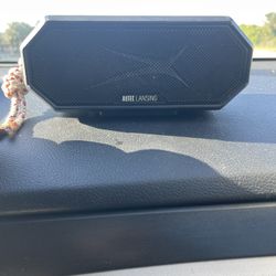 ALTEC LANSING HYDRABLAST SPEAKER  In Good Condition All You Need Is A Ctype Charger 