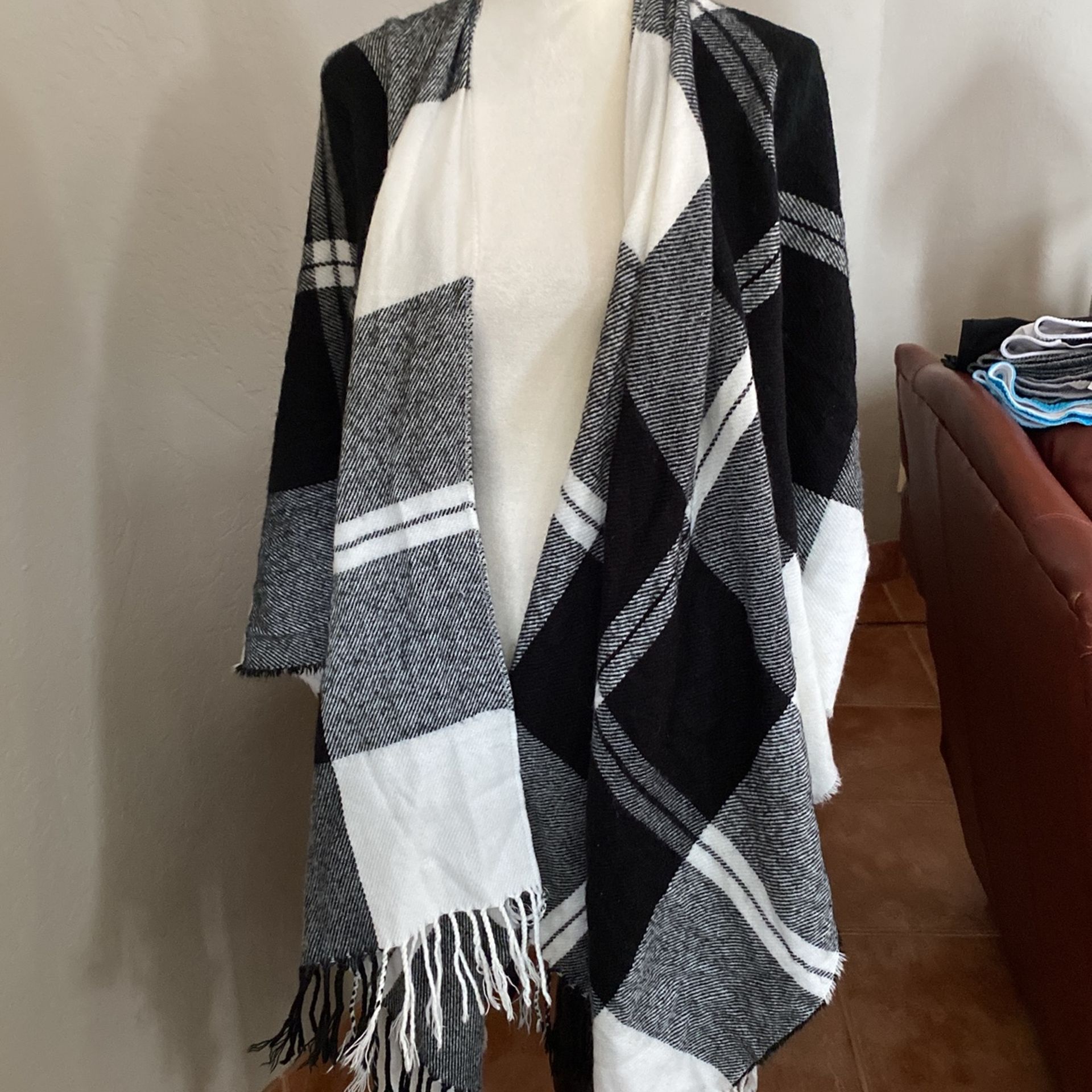 Ladies Shawl