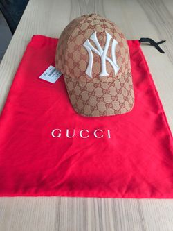 Gucci x NY Yankees GG Canvas Baseball Cap
