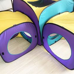 Packable Play Hut - Outdoor/Indoor