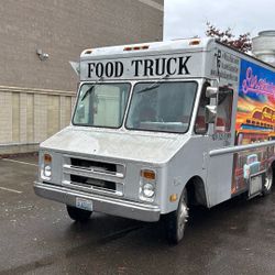 1989 Chevrolet P 30 Food Truck. Turn Key Burger Truck.