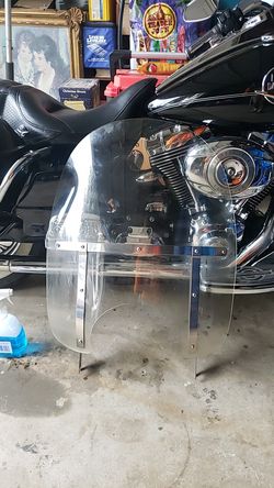 2005 windshield for a 2005 harley davidson road king