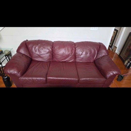 Sofa / Love