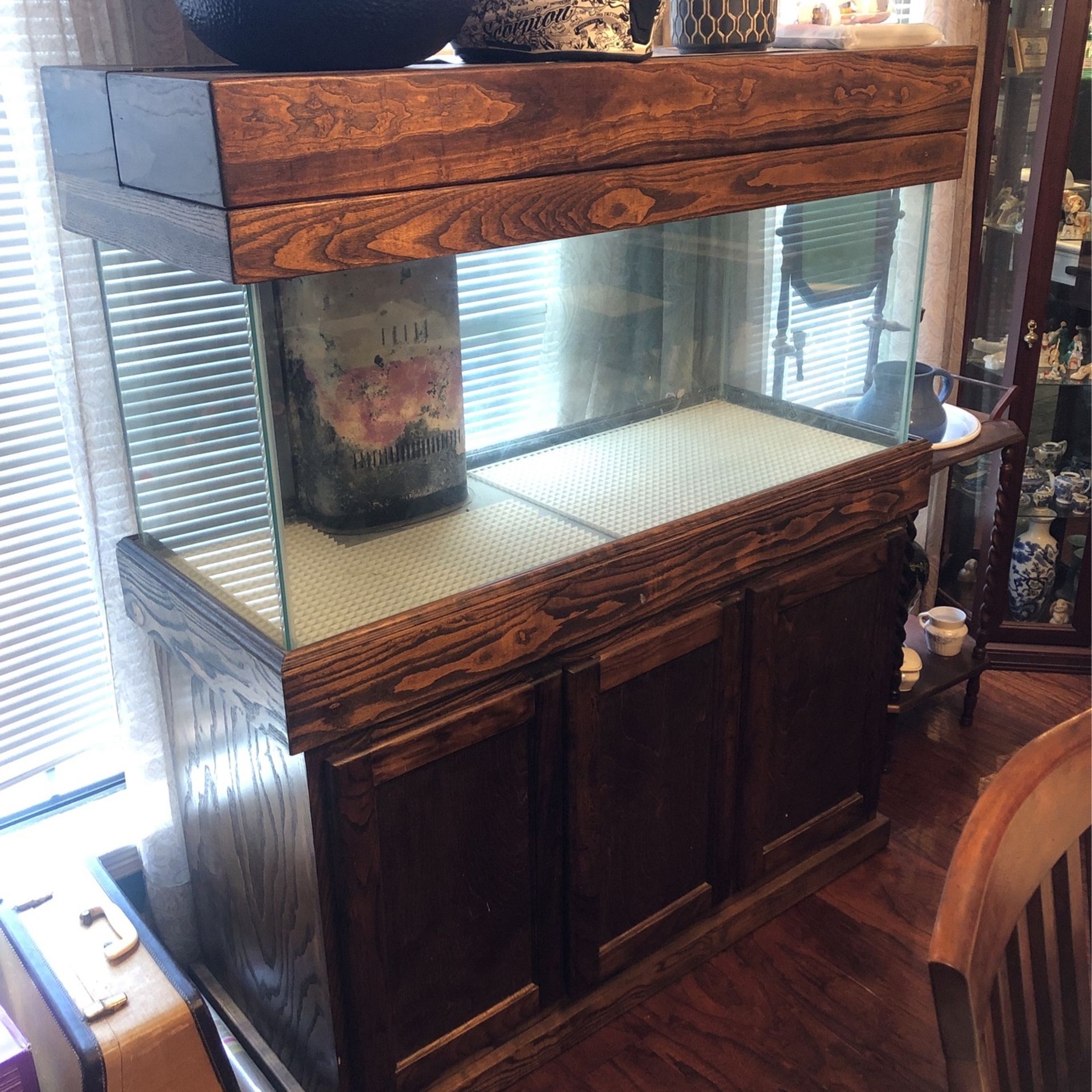 75 Gallon Drilled Reef Aquarium w/ Custom And Hood for Sale in