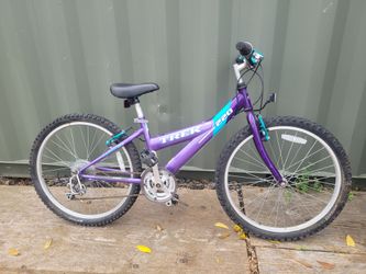 TREK MT 220 MountainTrack 220 mountain bike aluminum