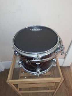 Tom drum