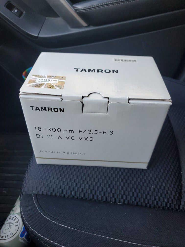 Tamron 18-300mm F/3.5-6.3 For Fuji X Mount