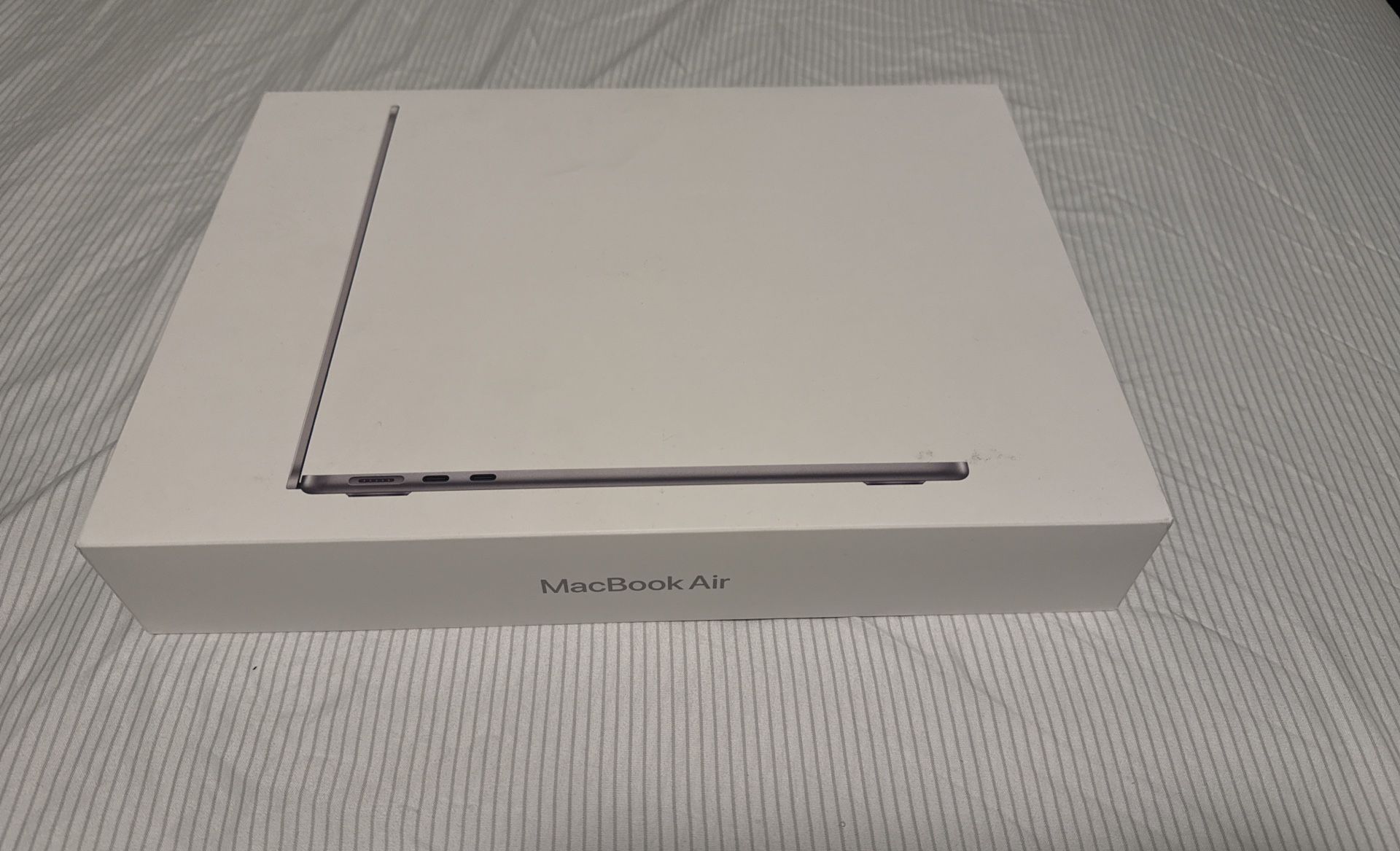 MacBook Air 16GB RAM M3 Chip