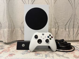 Xbox Series S + 1TB External SSD + Controller