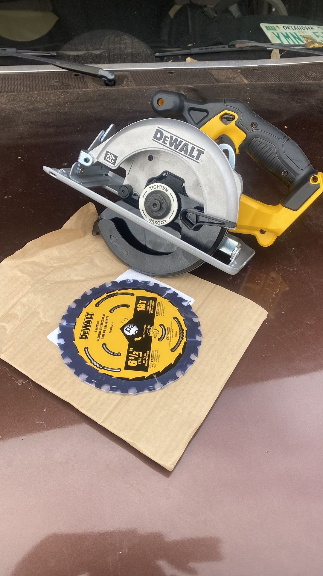 Brand New Cordless Saw With Blade