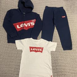 Boys Levi’s Sweater, Shirt And Pants Size 6