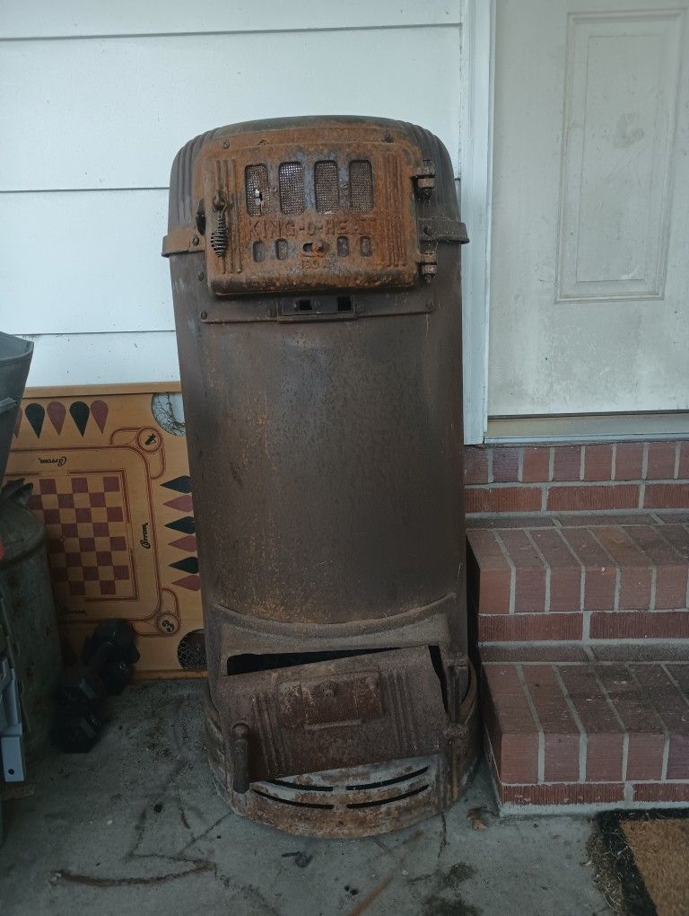King O Heat Wood Coal Heater for Sale in Fayetteville, NC - OfferUp