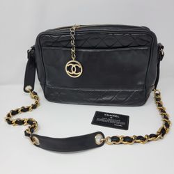 VINTAGE 1991 Authentic CHANEL Matelasse Chain Shoulder Bag Lamb Skin Gold Black CC Bag