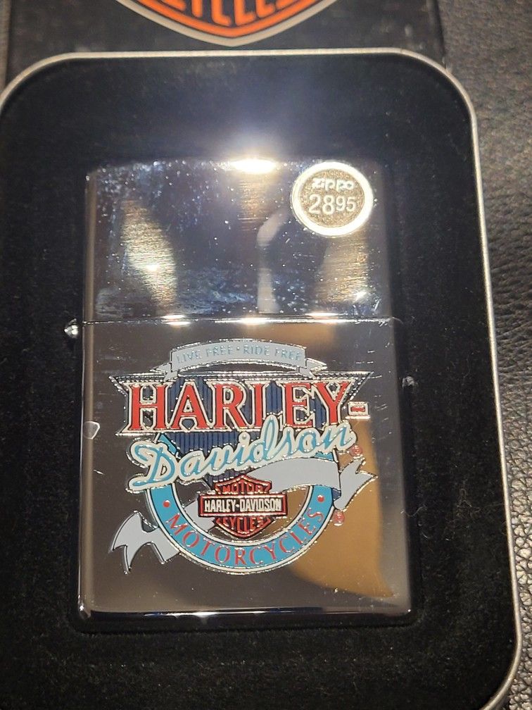 2000 HD Zippo Rare!!!