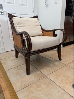 Elegant Tropical Accent Chair / Lounge Chair – Solid Wood & Rattan