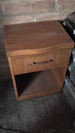 Wood night stand