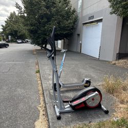 Elliptical Trainer 