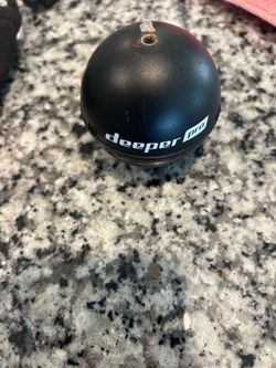 Deeper Pro Fish Finder w/ adjustable mount