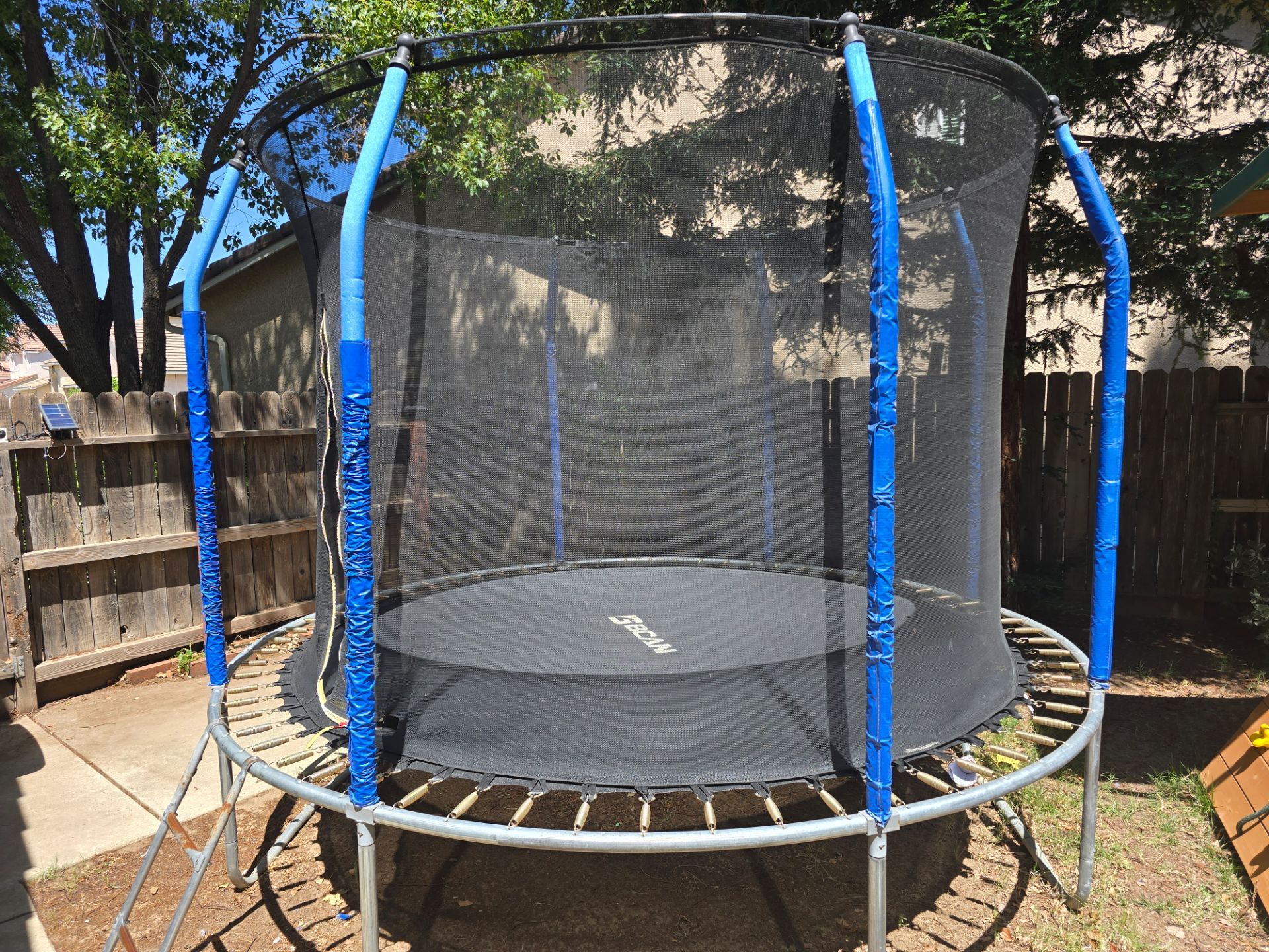 8 foot trampoline