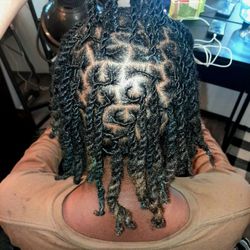 Two Strand Twist On Locs 